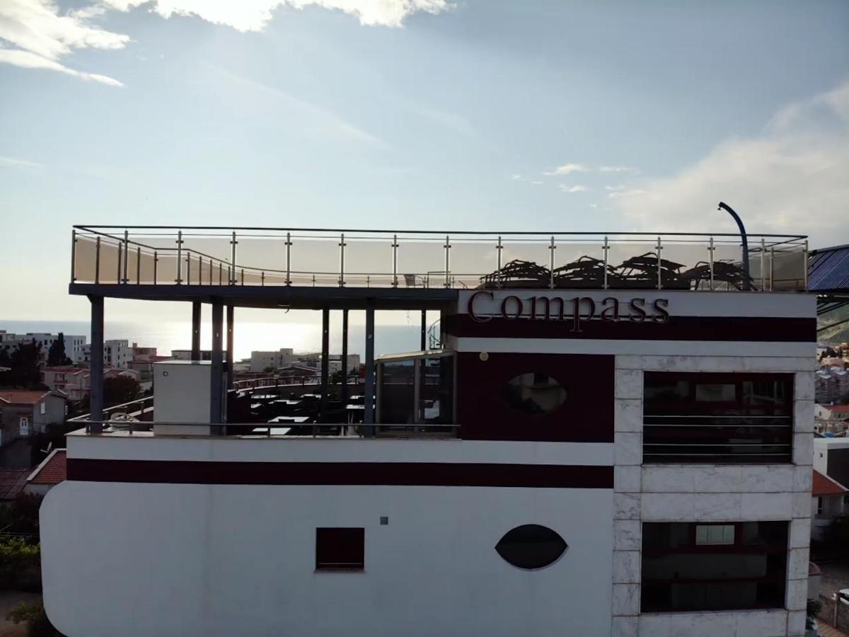 Compass Aparthotel Добра-Вода Экстерьер фото