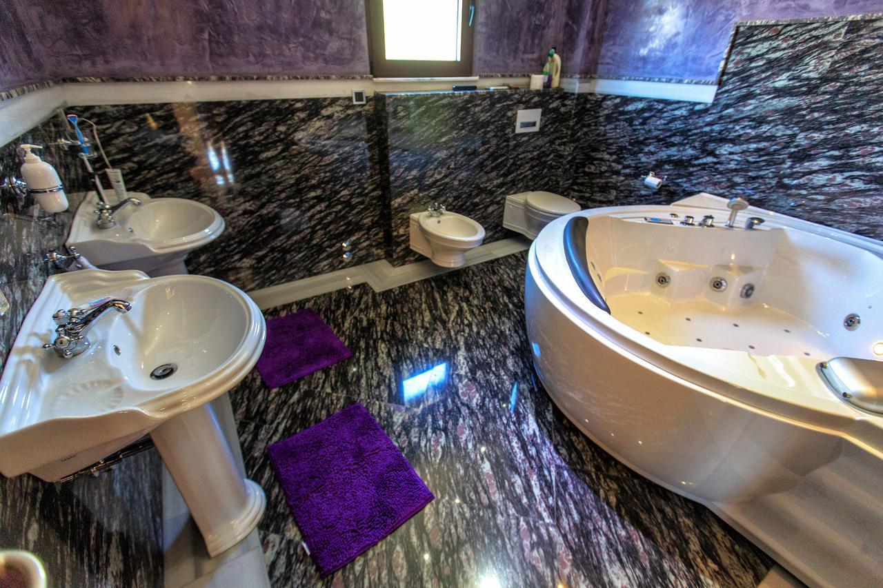 Compass Aparthotel Добра-Вода Экстерьер фото