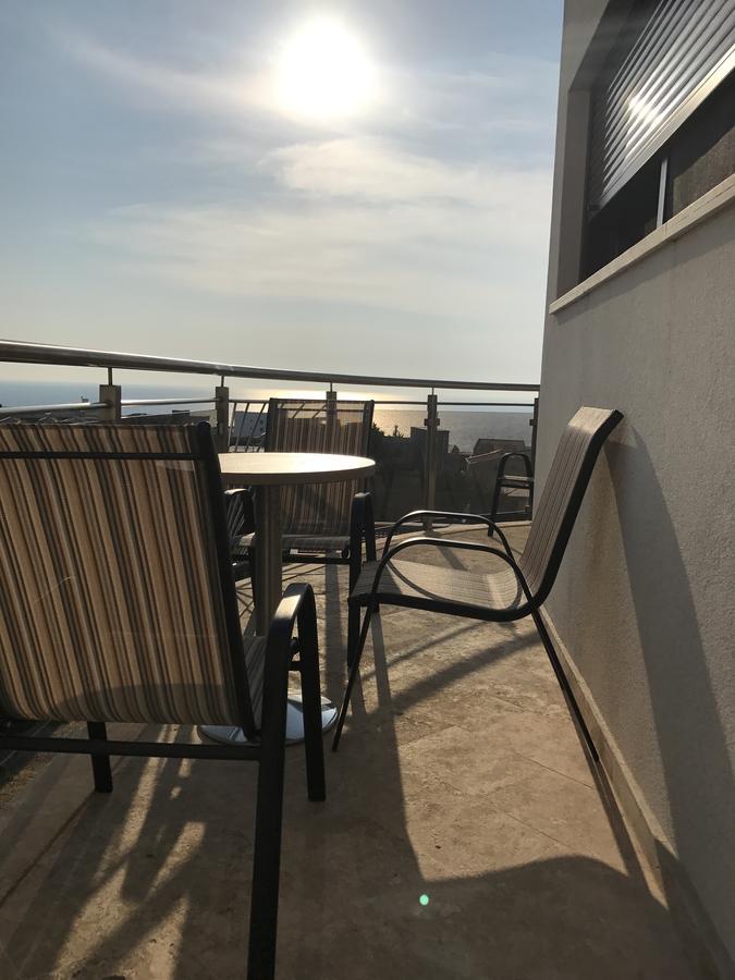 Compass Aparthotel Добра-Вода Экстерьер фото